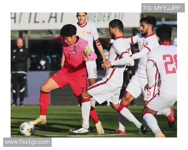 独家解析成都滑板队在比赛中的经验与其他队伍的对比分析